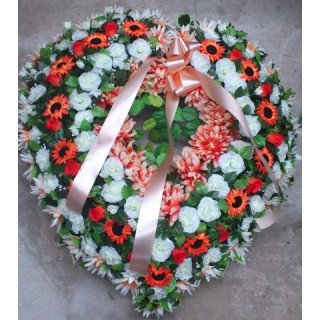 Coração de Flores Artificiais